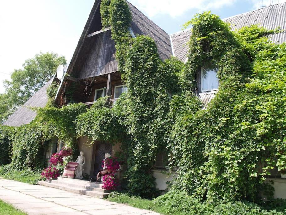 Upmali Hotel Tērvete Buitenkant foto