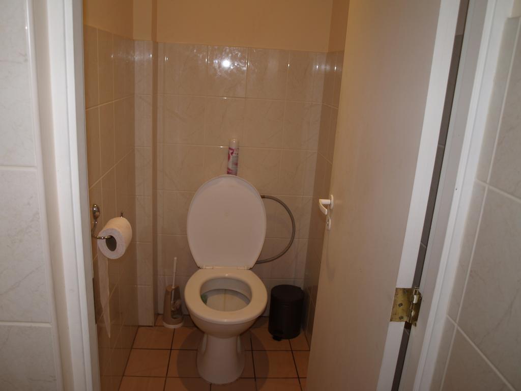 Upmali Hotel Tērvete Buitenkant foto