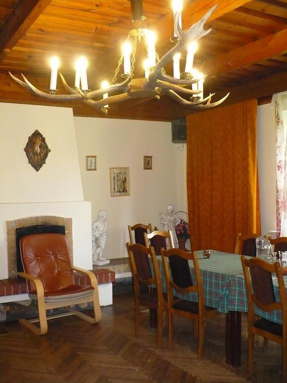Upmali Hotel Tērvete Buitenkant foto
